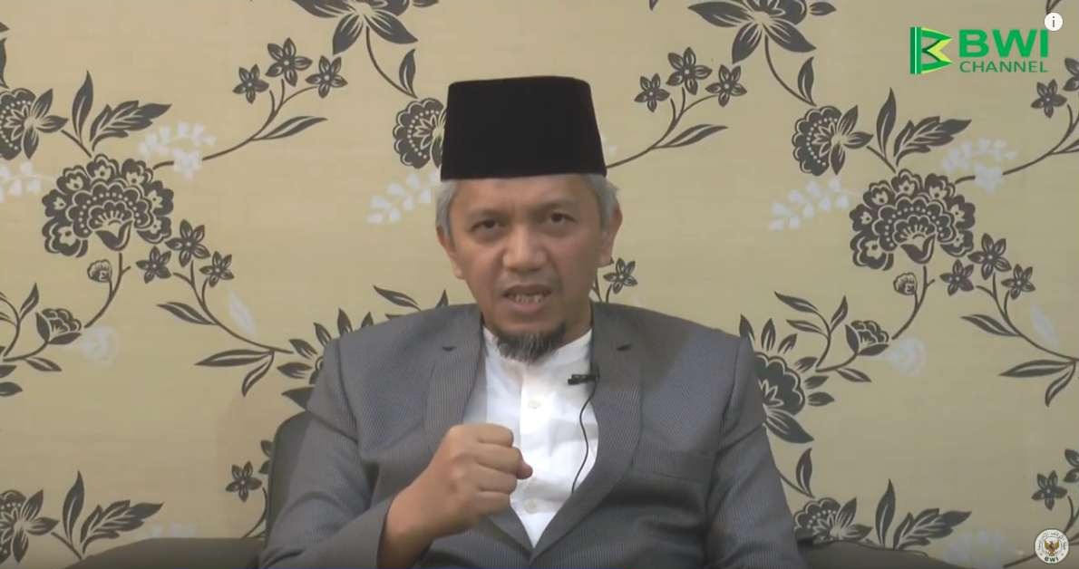 Hendri Tanjung - Mengembangkan Ekonmi Islam Melalui Wakaf Produktif