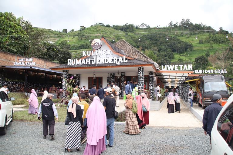 Wisata Halal Berbasis Wakaf di Lembang